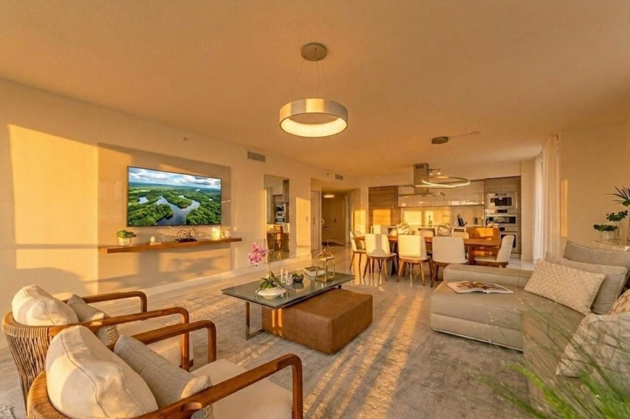 330 Sunny Isles Boulevard 5-1408