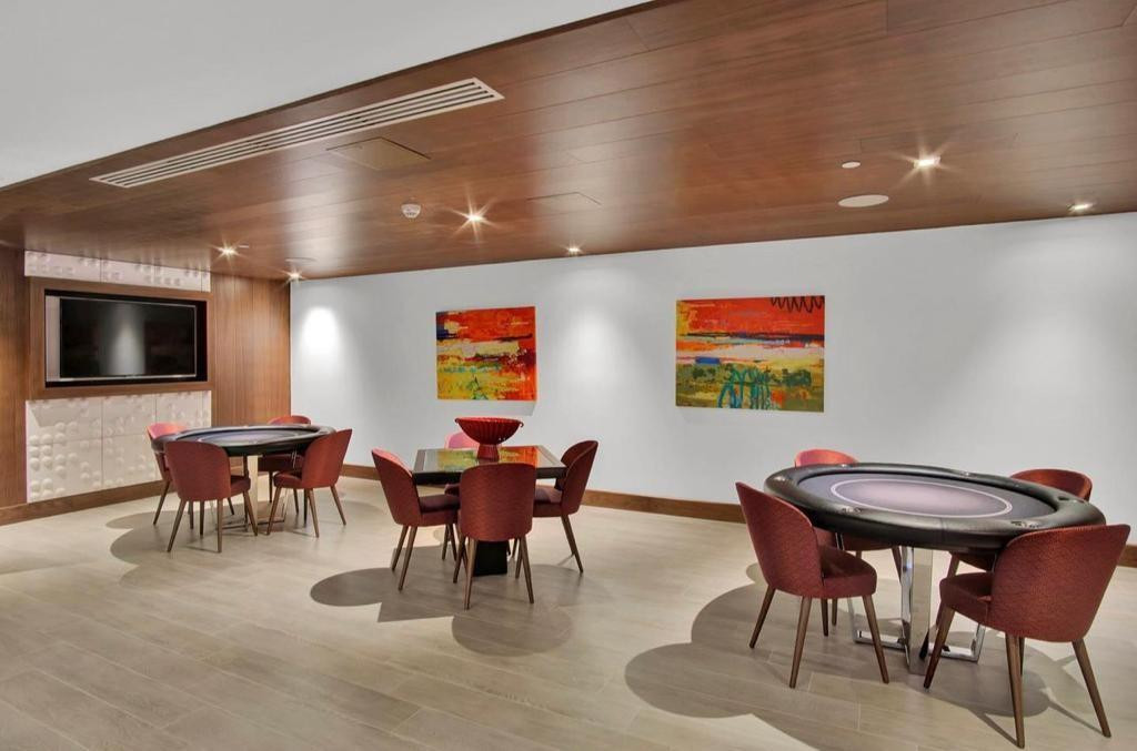 Parque Towers - Residential