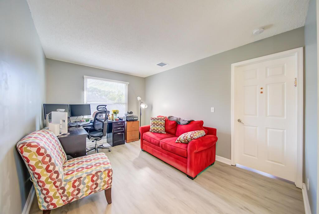 BINKS FOREST OF THE LANDI - Residential