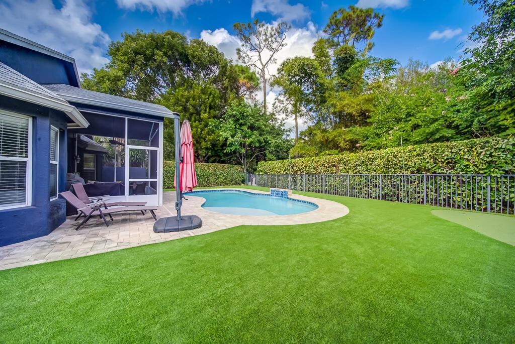 BINKS FOREST OF THE LANDI - Residential