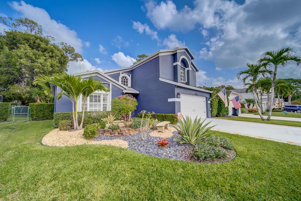 BINKS FOREST OF THE LANDI - Residential