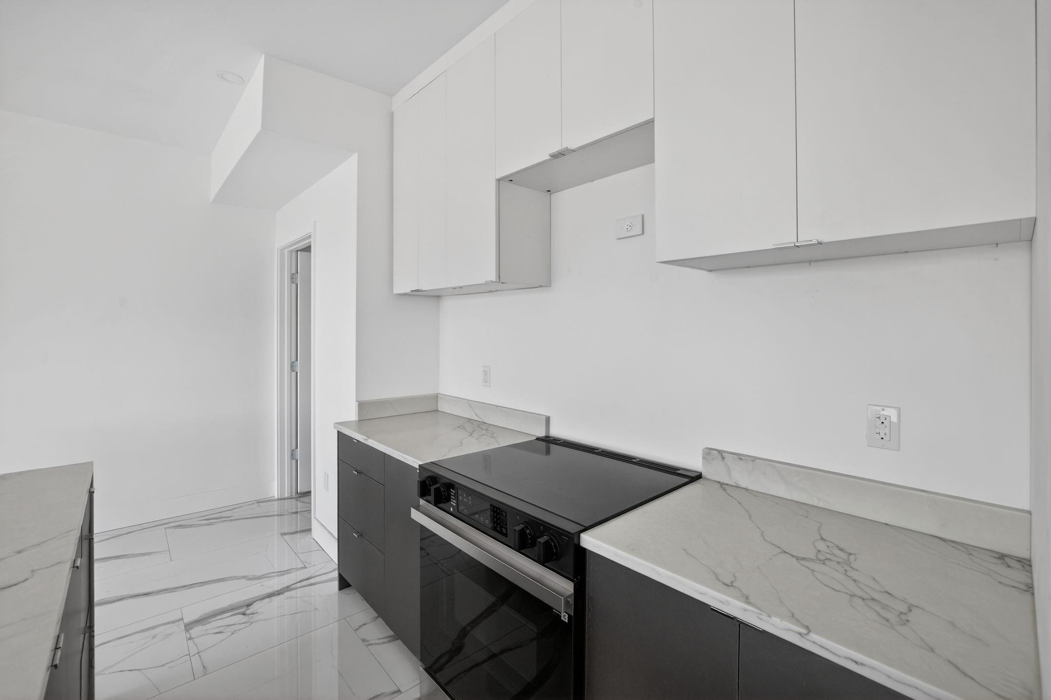 Solstice Townhomes LLC - Residential