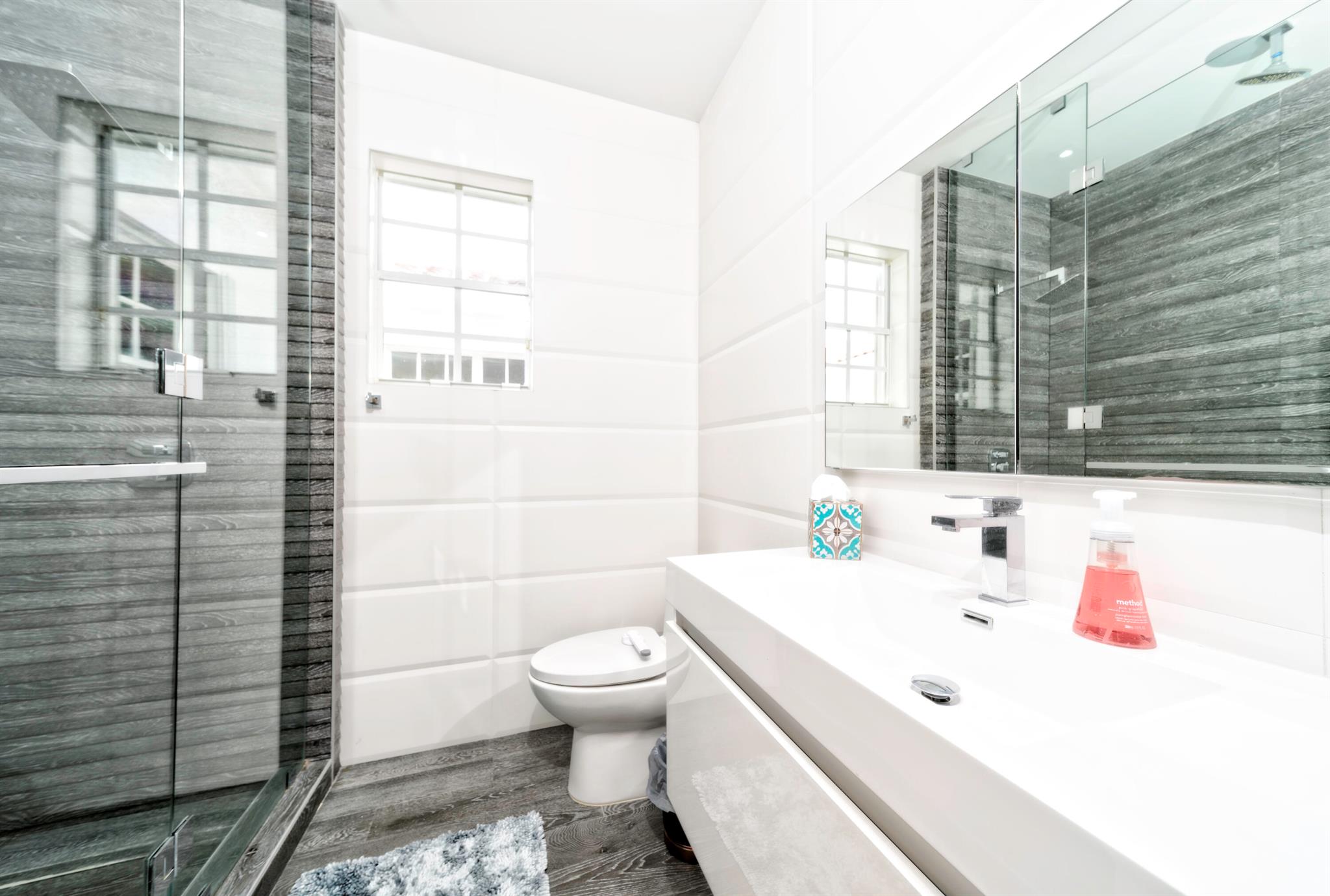 GOLDEN GATE ESTATES & MAR - Residential