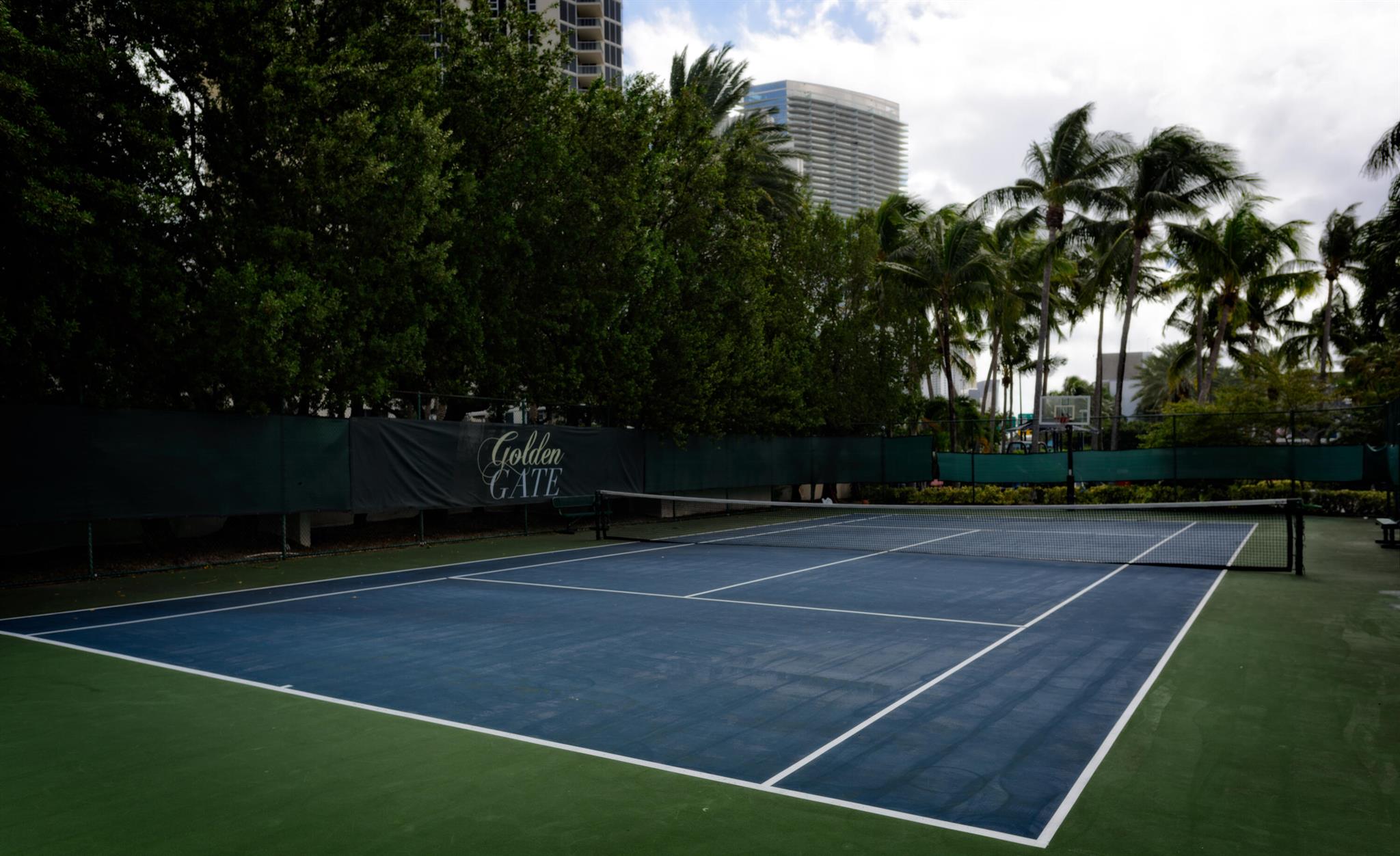 GOLDEN GATE ESTATES & MAR - Residential