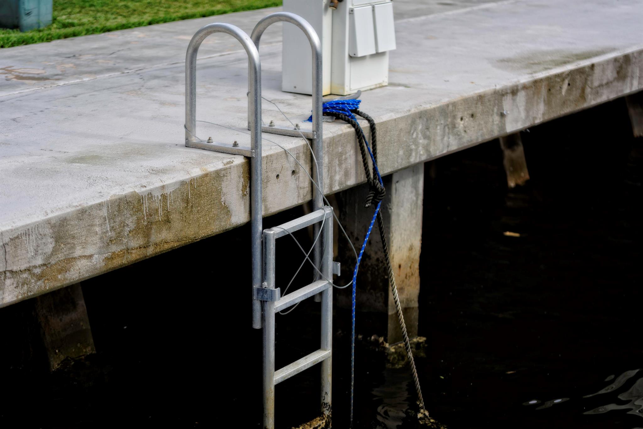 GOLDEN GATE ESTATES & MAR - Residential