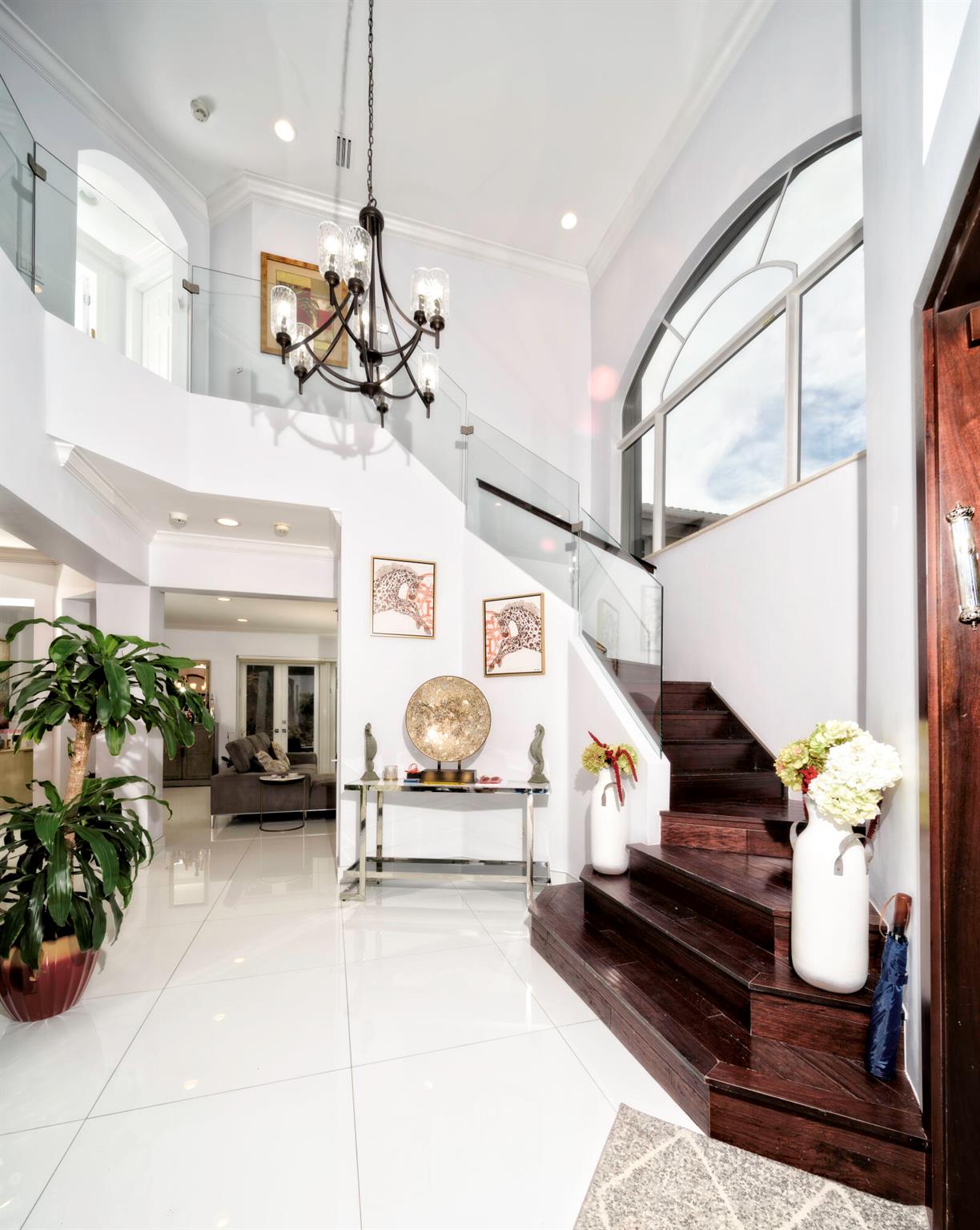 GOLDEN GATE ESTATES & MAR - Residential