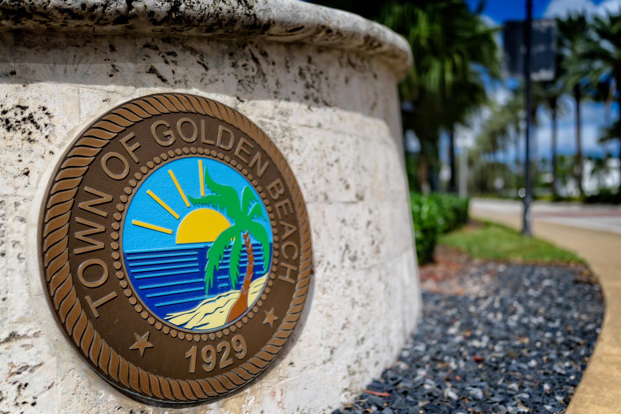 GOLDEN GATE ESTATES & MAR - Residential