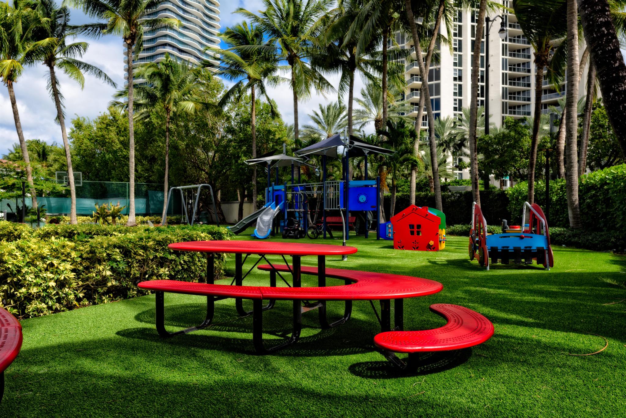 GOLDEN GATE ESTATES & MAR - Residential