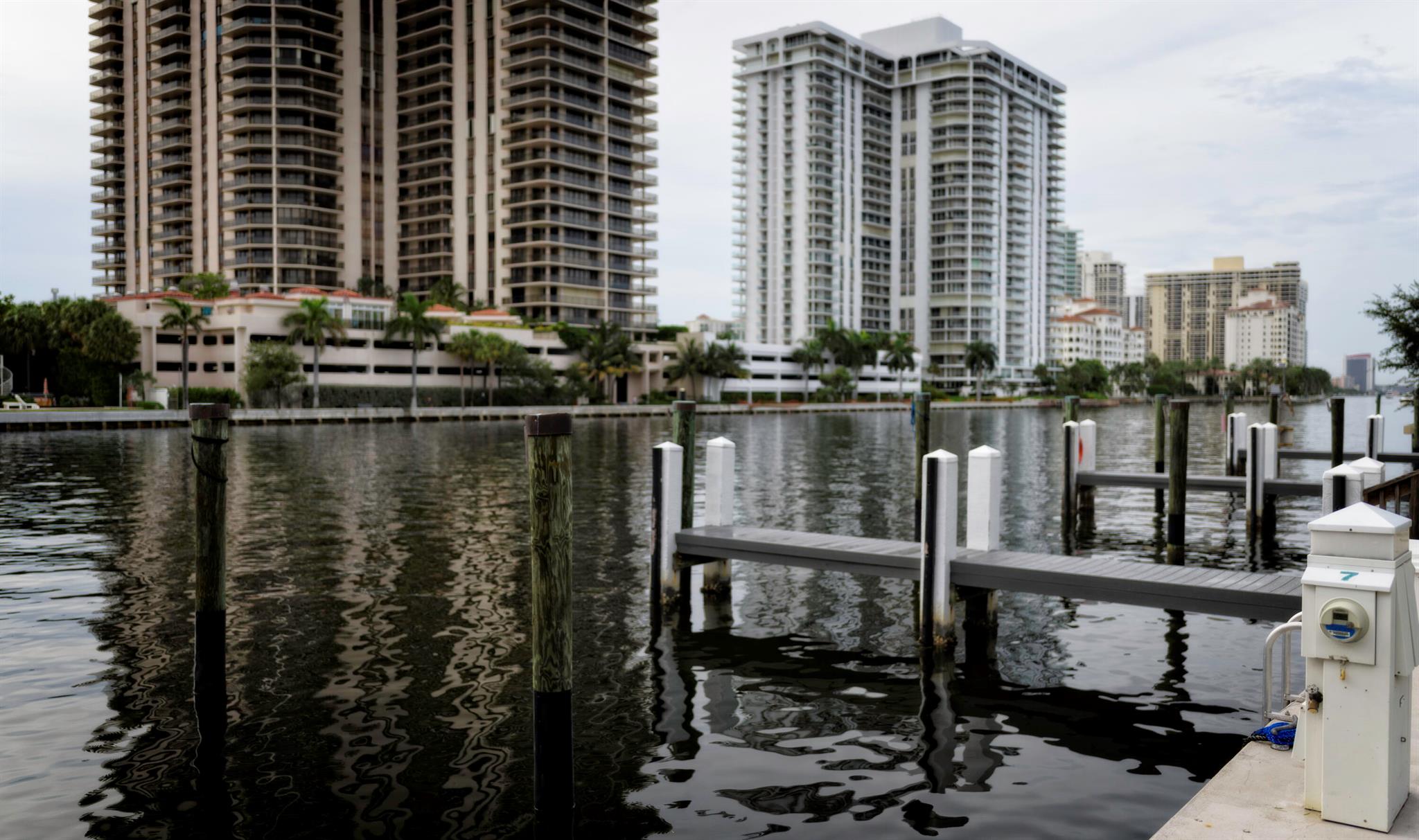 GOLDEN GATE ESTATES & MAR - Residential
