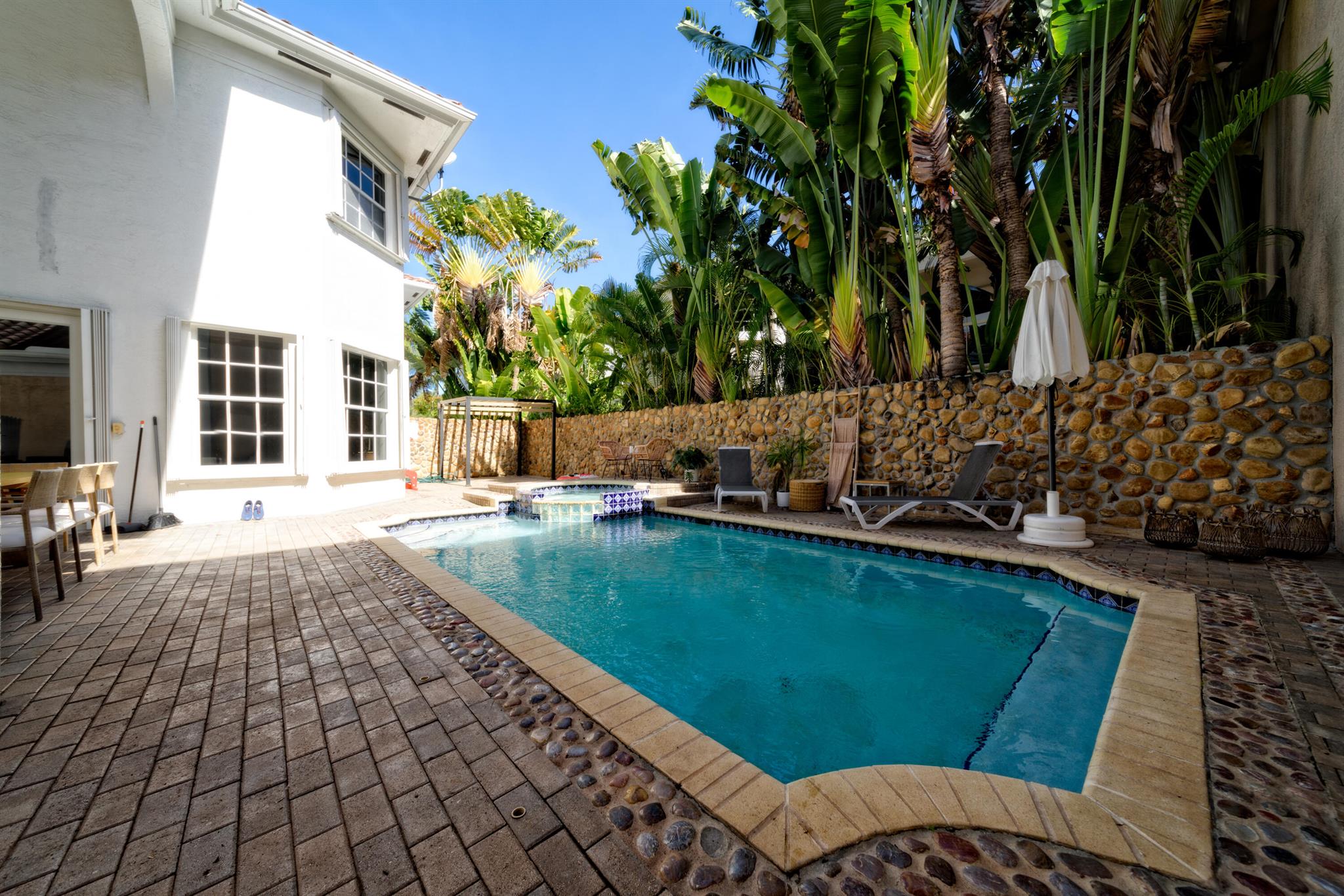 GOLDEN GATE ESTATES & MAR - Residential