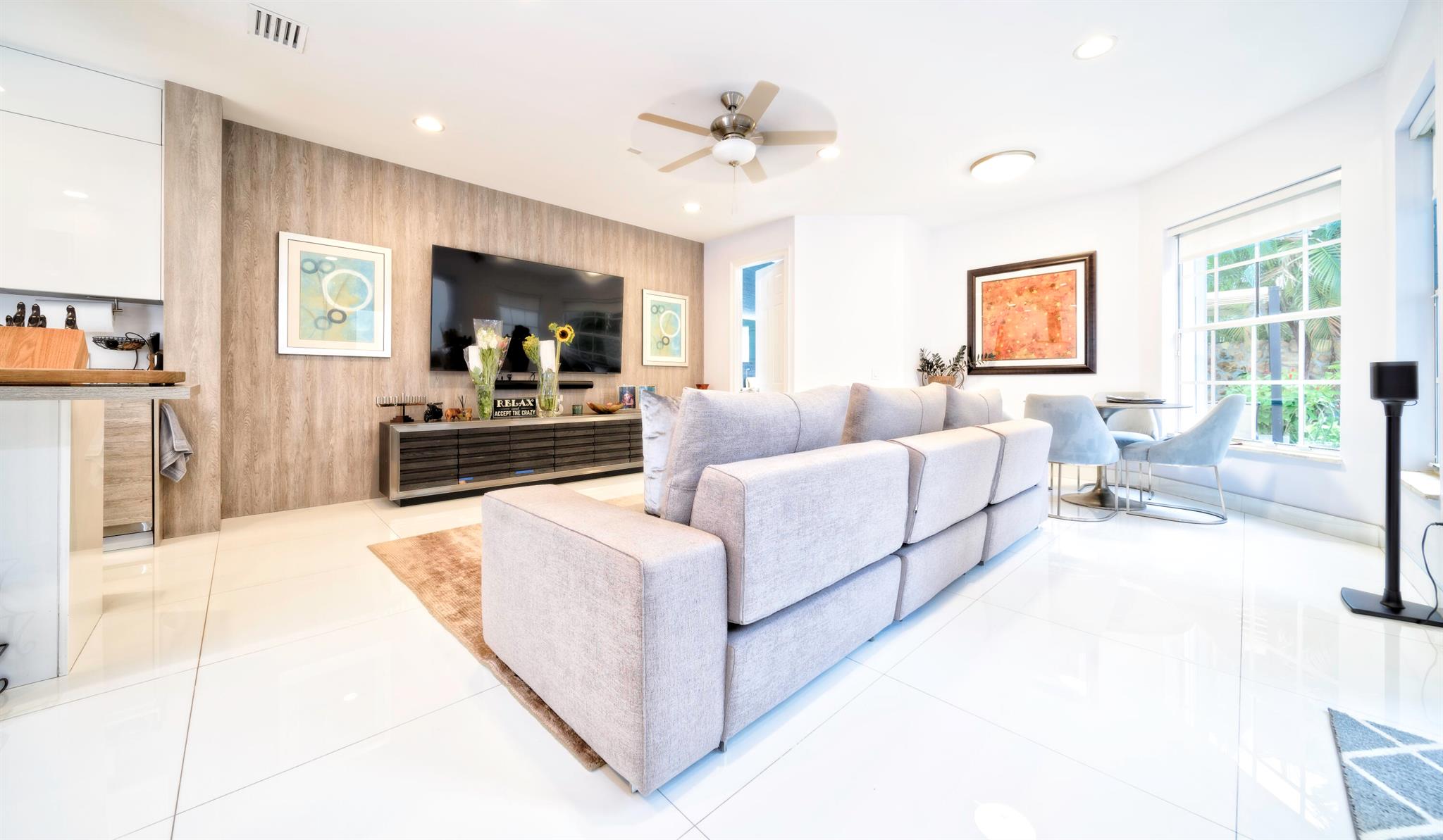 GOLDEN GATE ESTATES & MAR - Residential