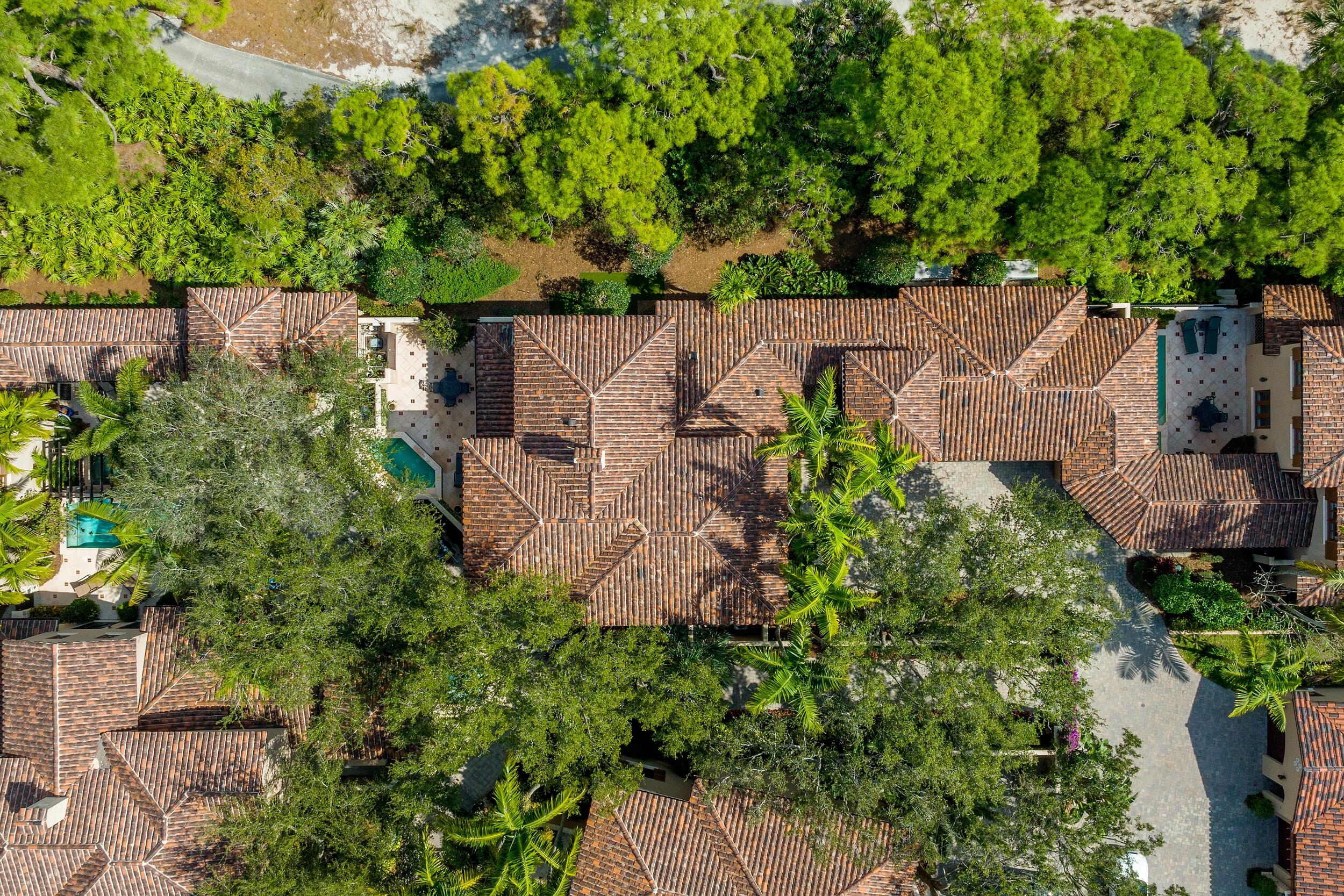 BEARS CLUB VILLAS CONDO - Residential