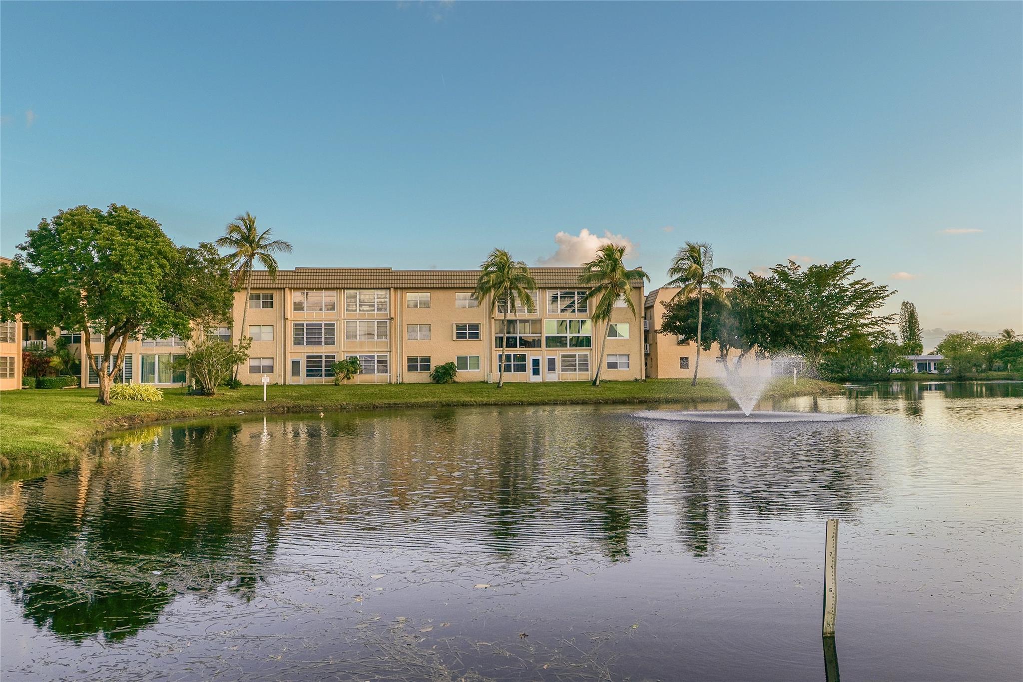 Sunrise Lakes - Residential