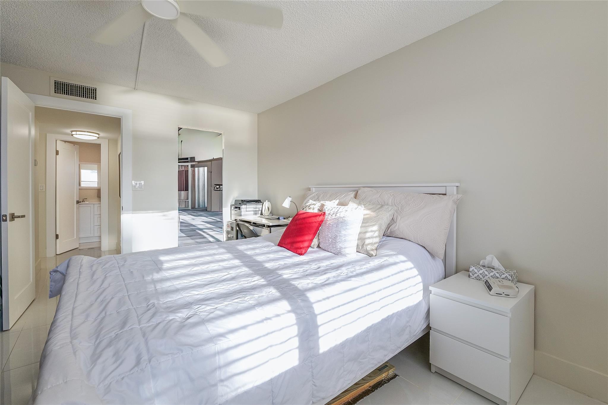 Sunrise Lakes - Residential