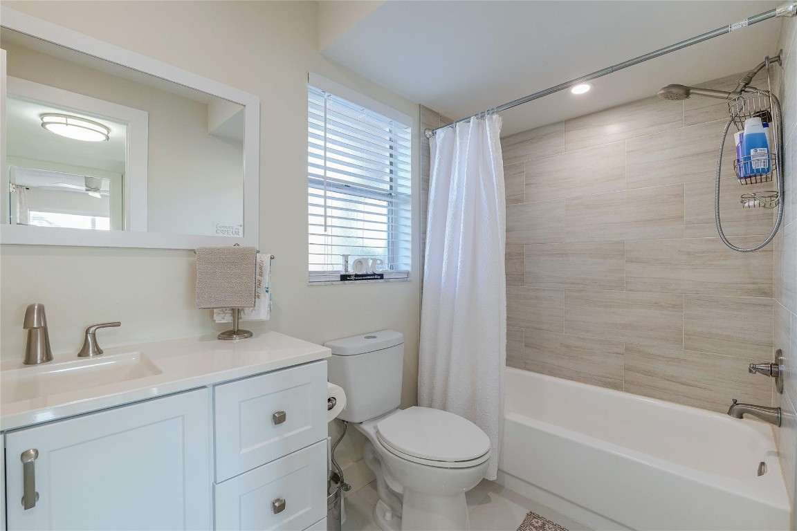 Sunrise Lakes - Residential