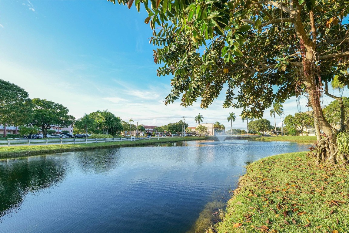 Sunrise Lakes - Residential