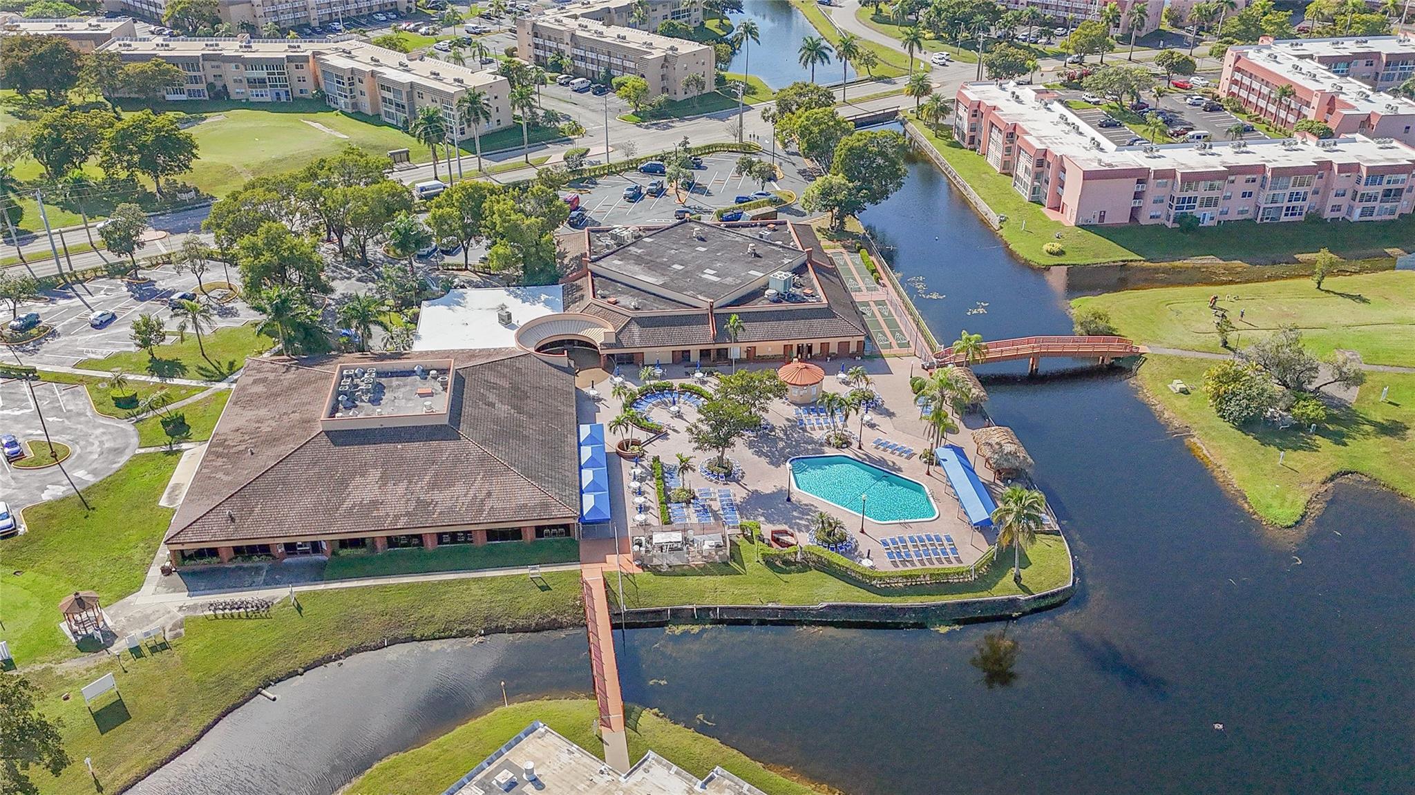 Sunrise Lakes - Residential