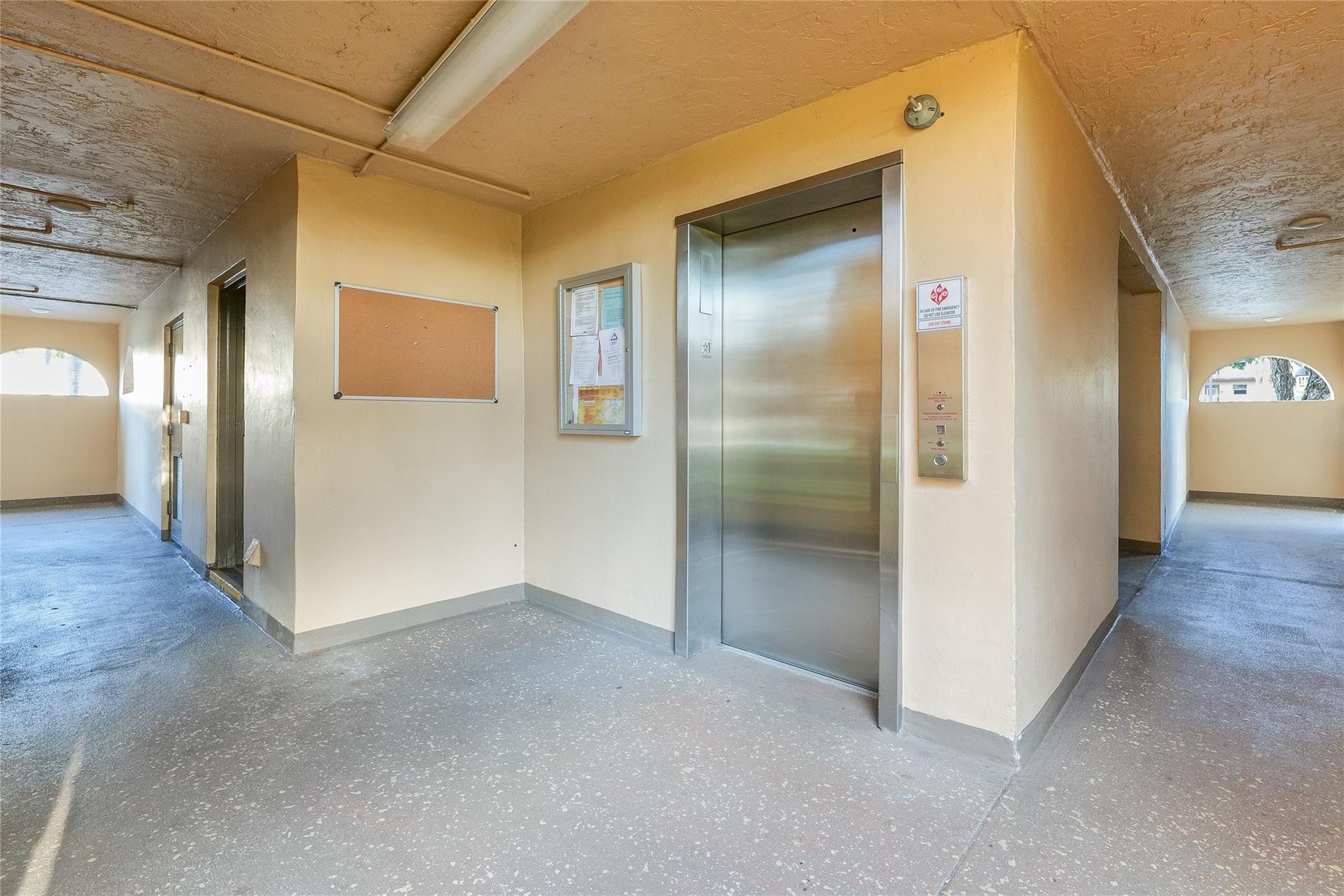 Sunrise Lakes - Residential