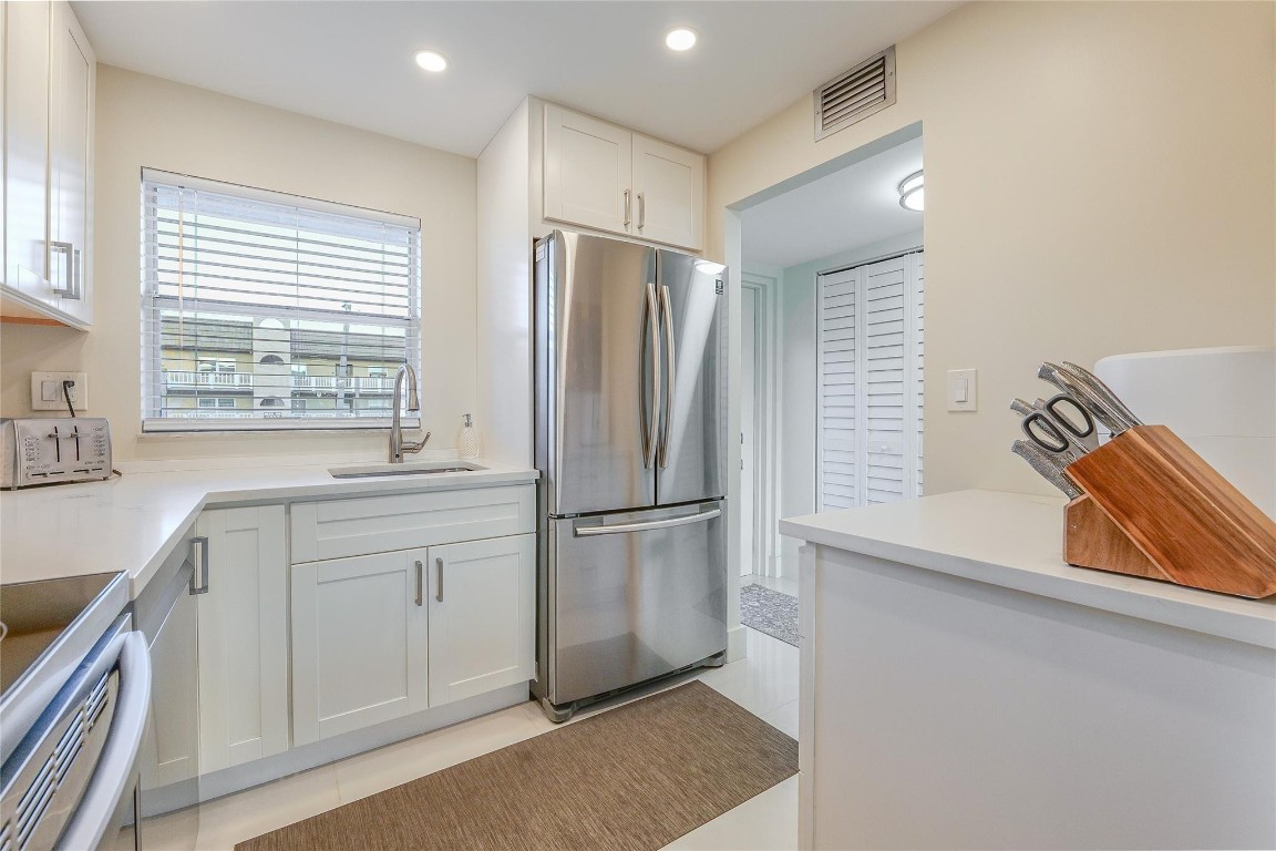 Sunrise Lakes - Residential