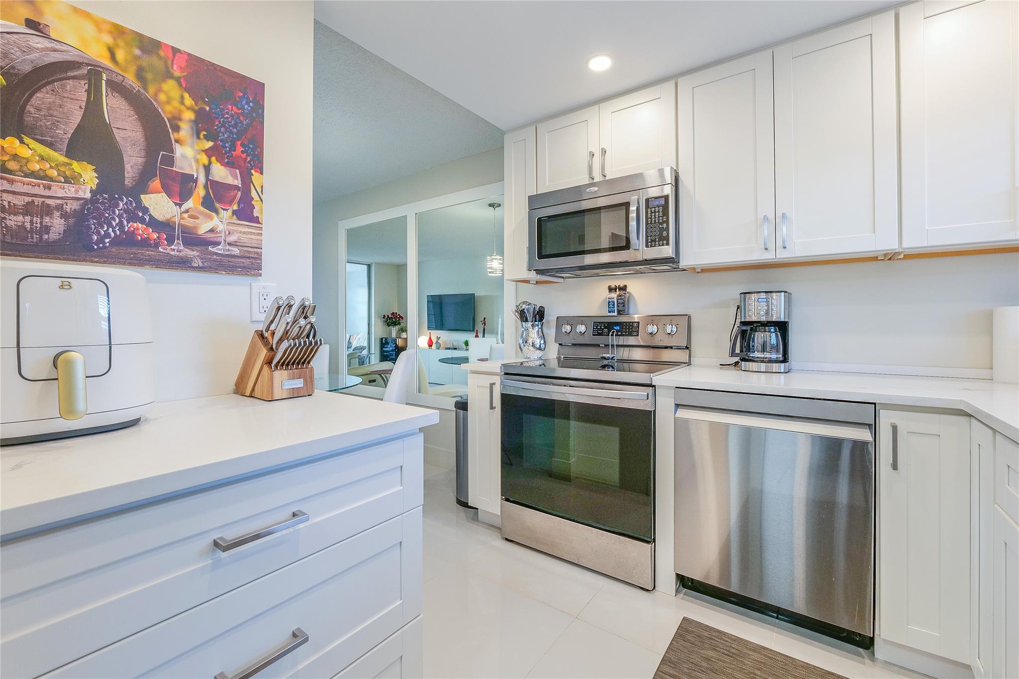 Sunrise Lakes - Residential