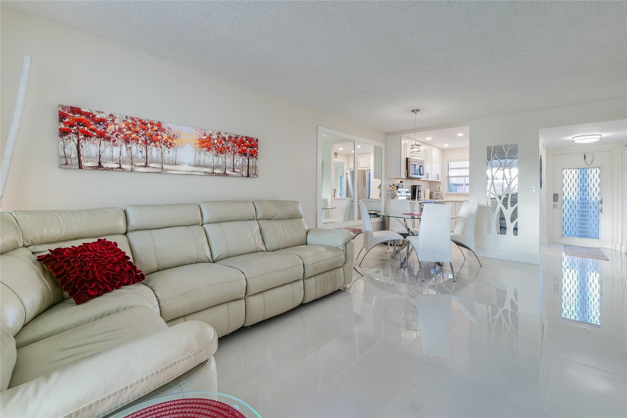 Sunrise Lakes - Residential