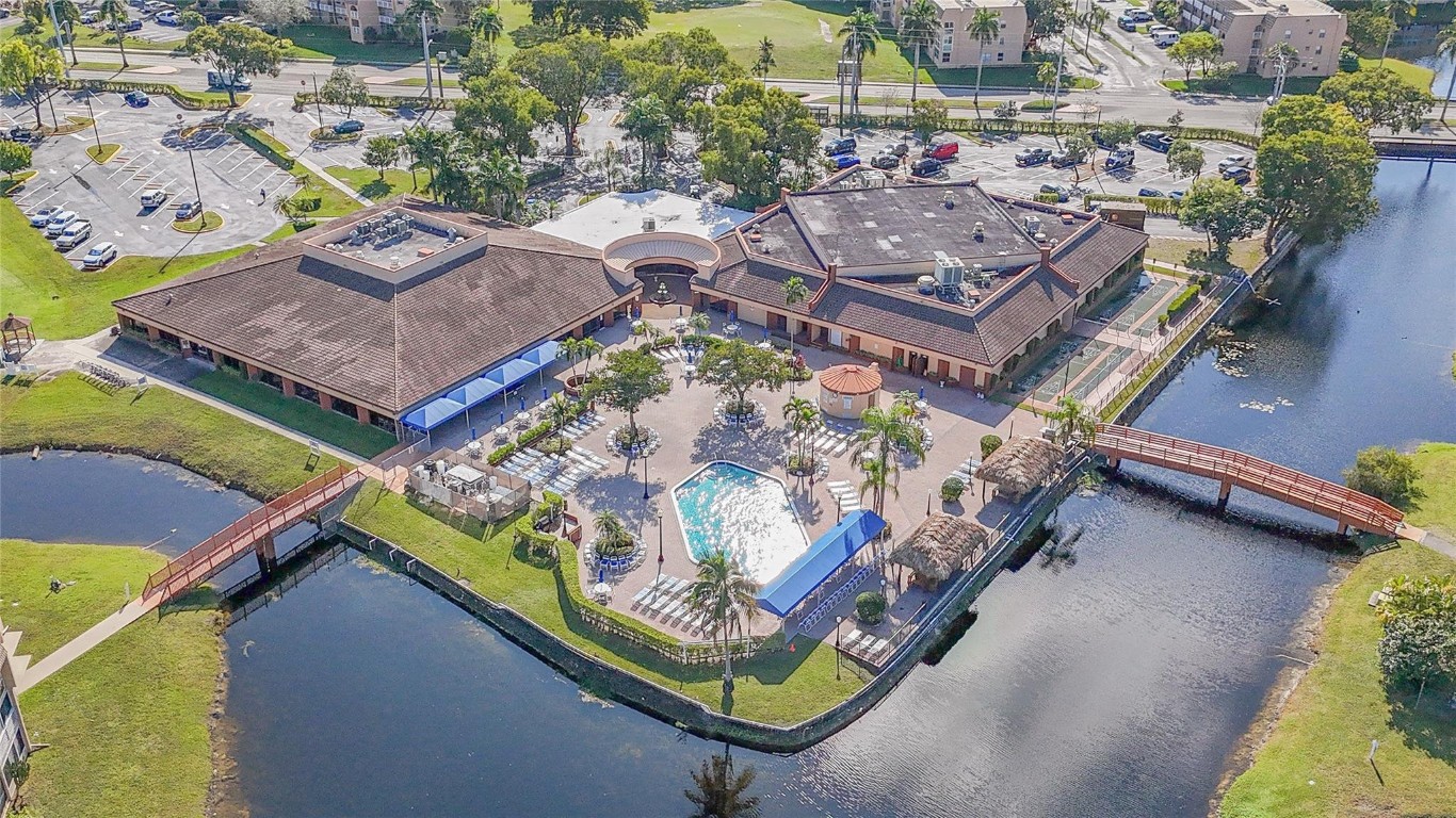 Sunrise Lakes - Residential