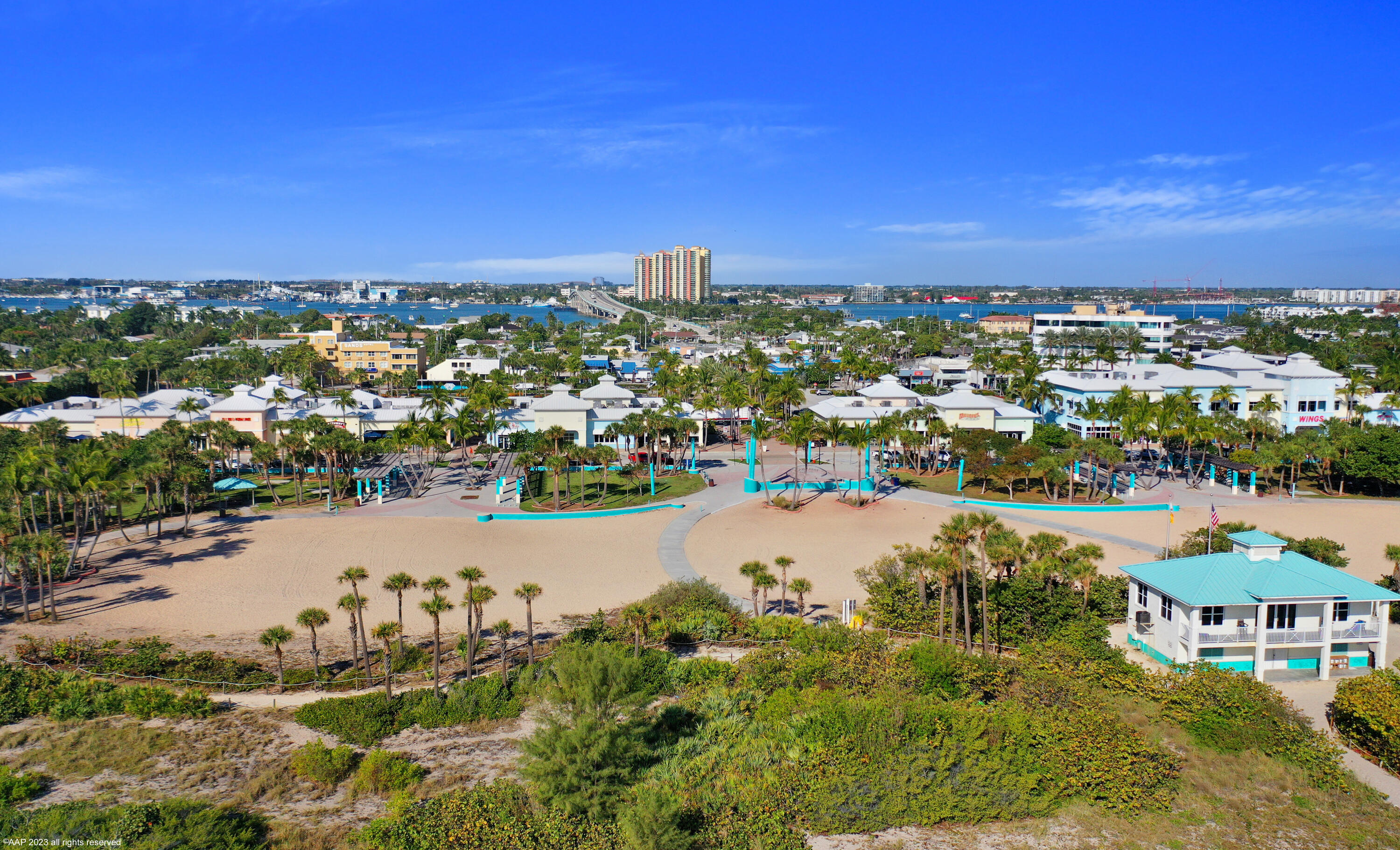 2700 NORTH OCEAN CONDO - Residential