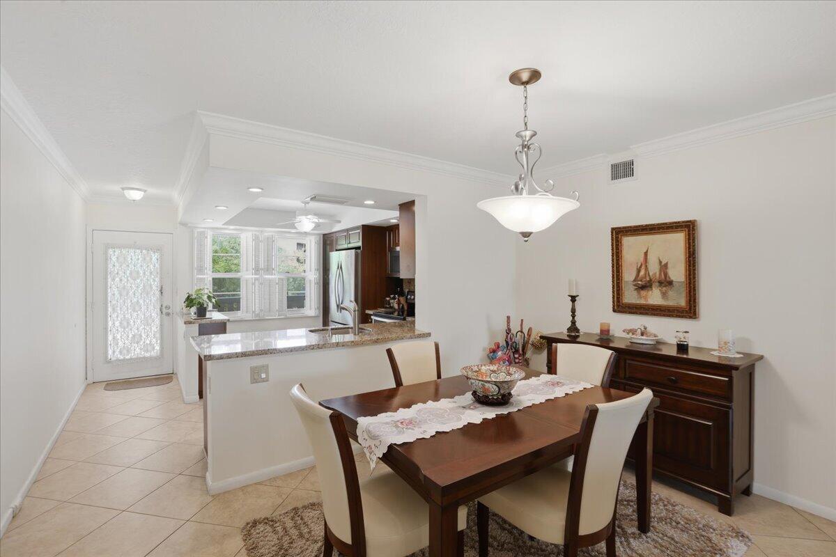 3004 Portofino Isle E2