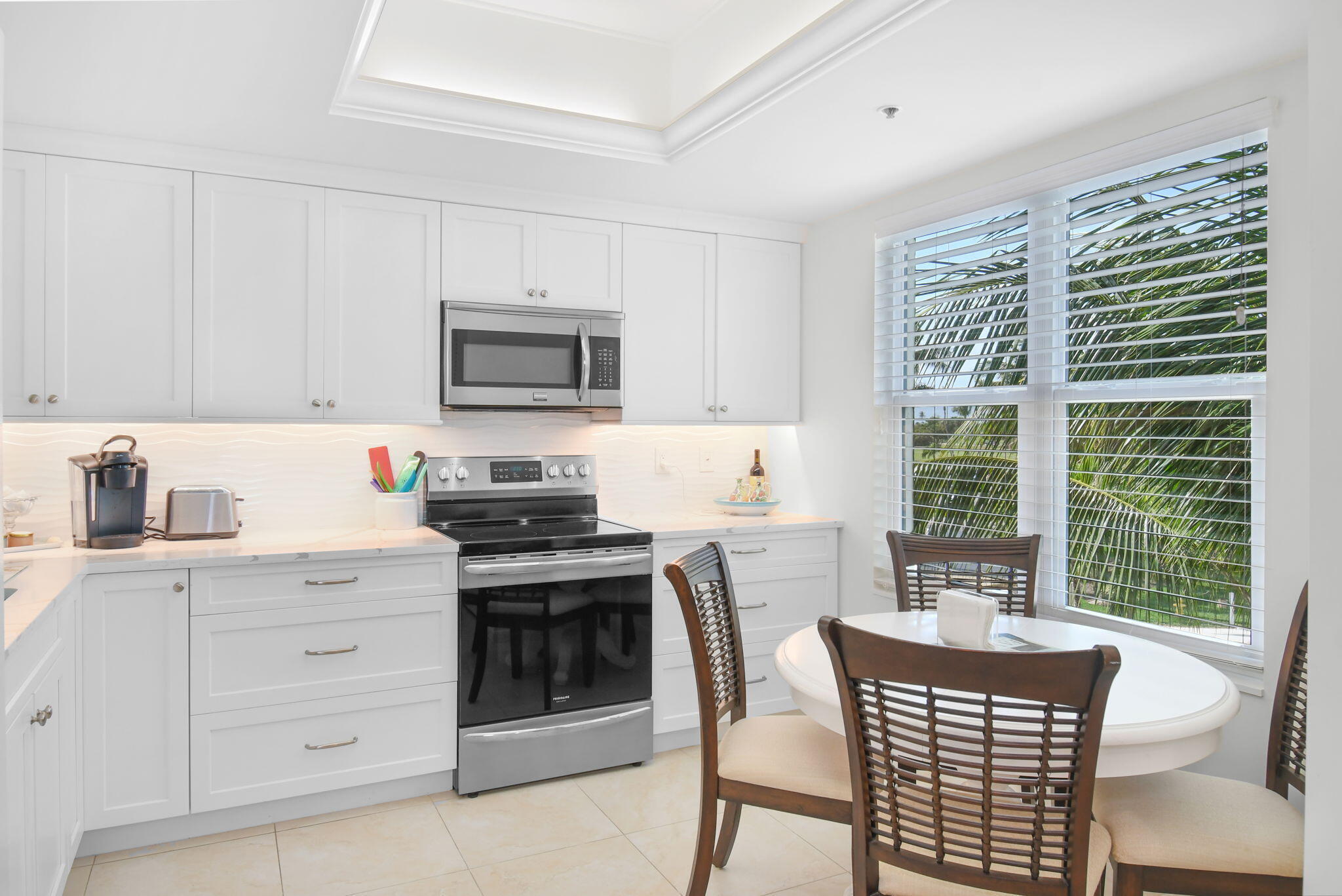 PLANTATION CLUB VILLAS CONDO - Residential