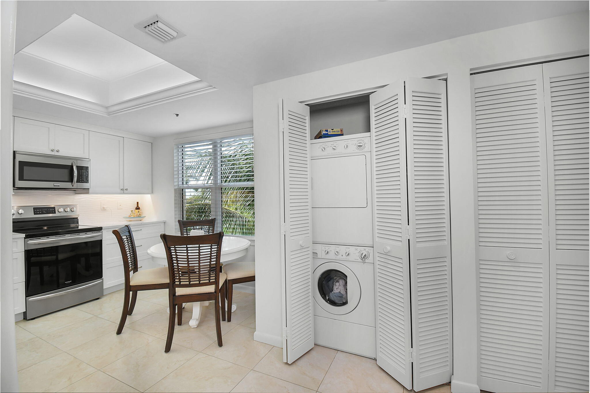 PLANTATION CLUB VILLAS CONDO - Residential