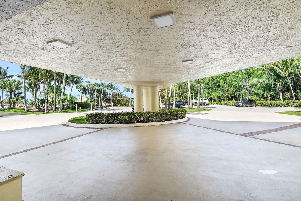 Photo of 221 NE Plantation Road #316, Hutchinson Island, FL 34996 (MLS # B26010138)