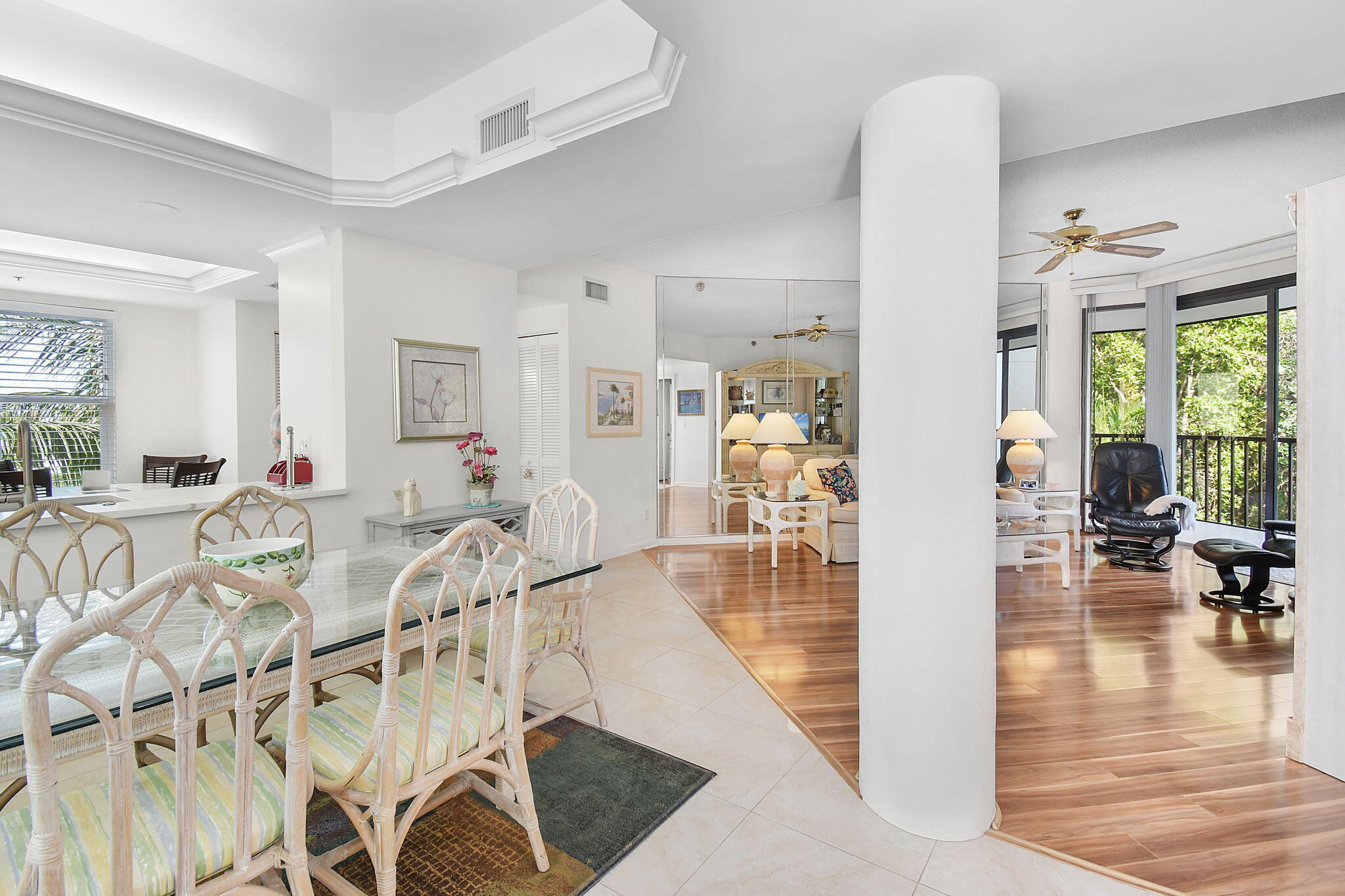 PLANTATION CLUB VILLAS CONDO - Residential