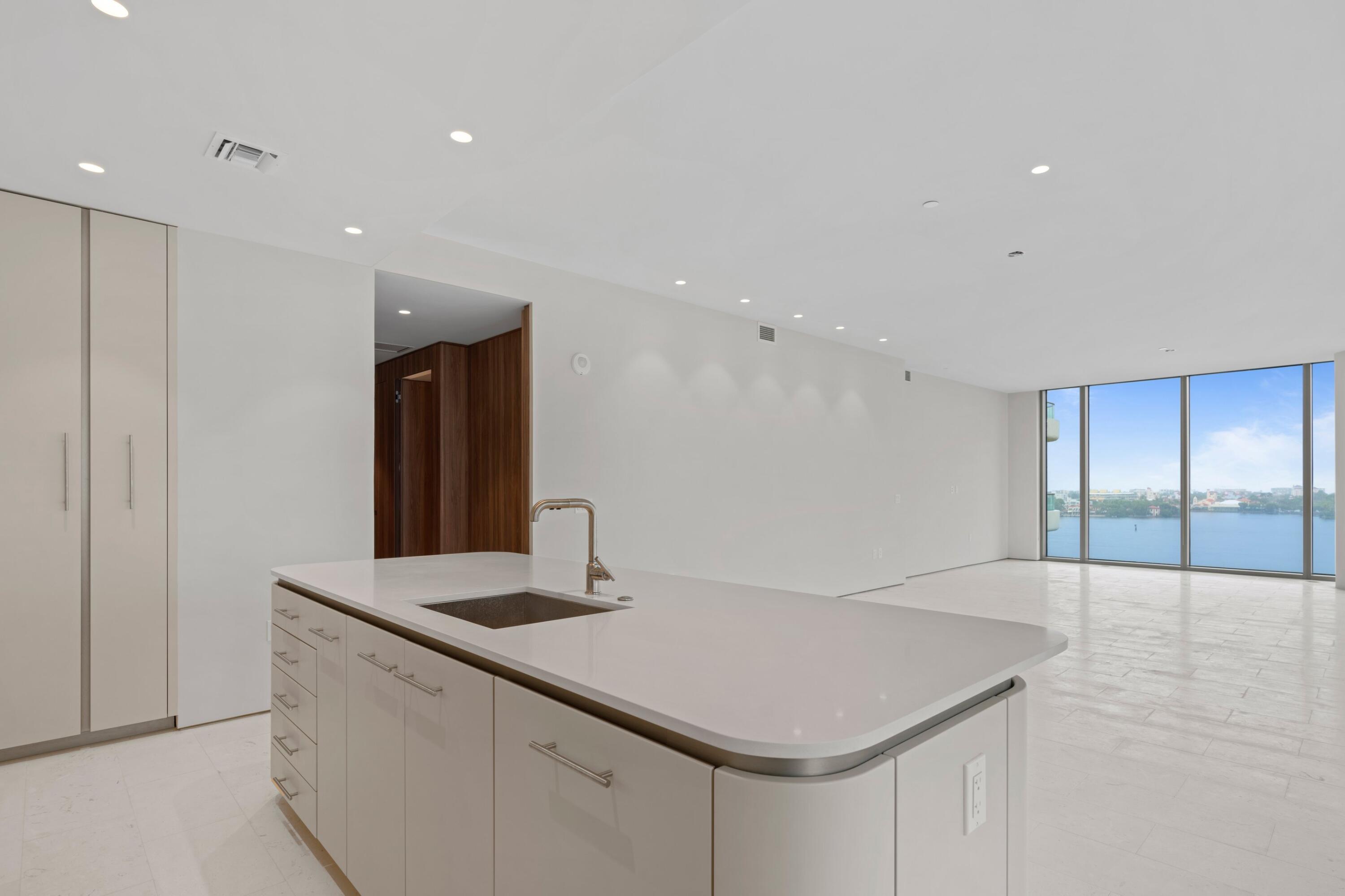 La Clara - Residential