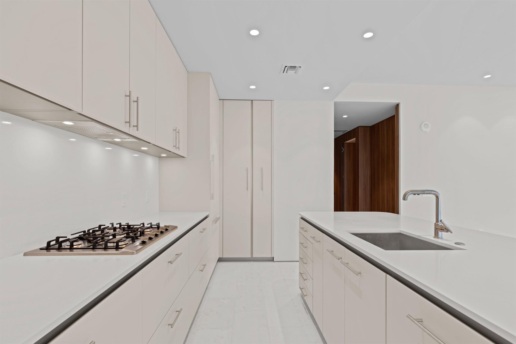 La Clara - Residential