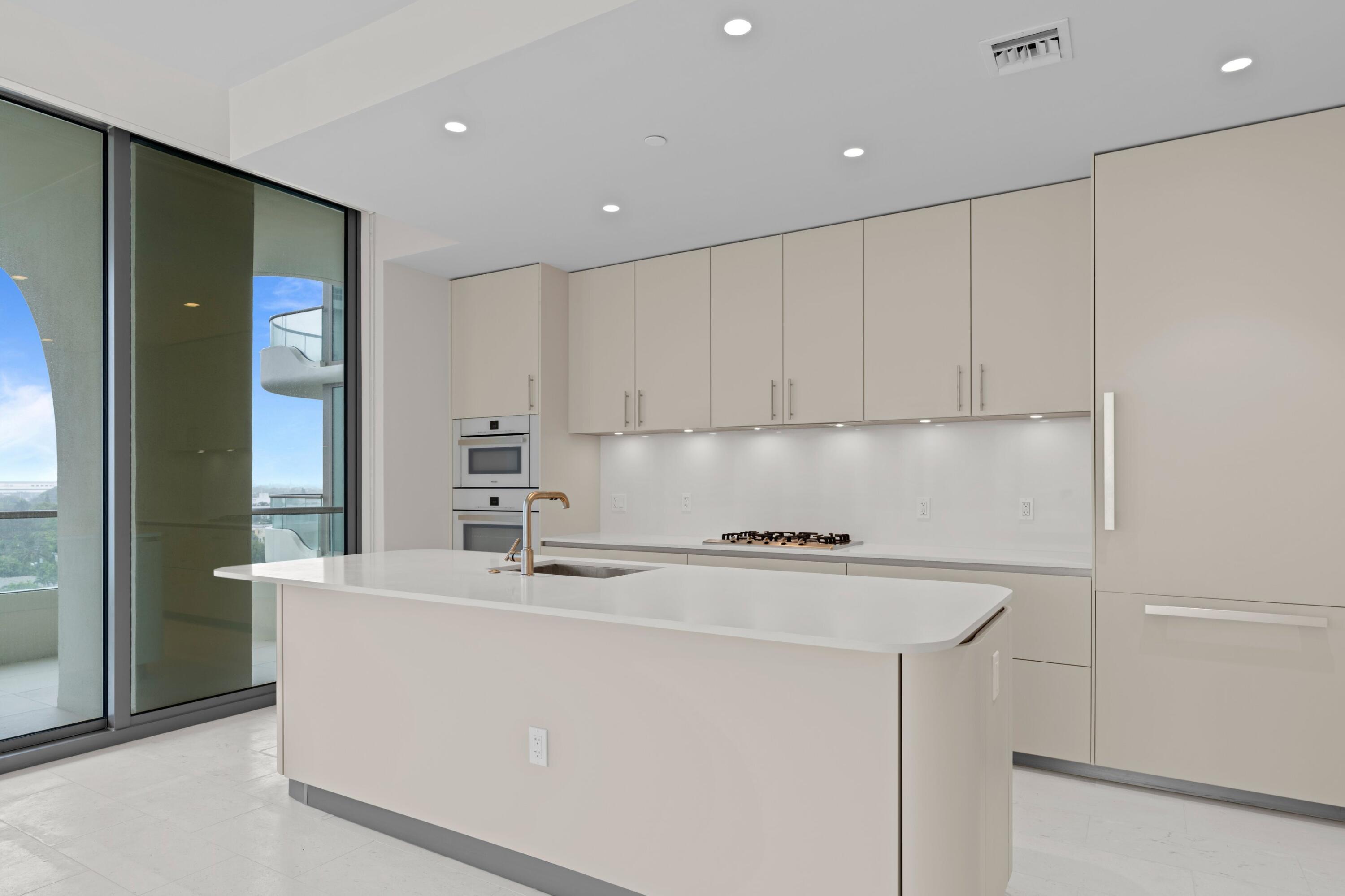 La Clara - Residential