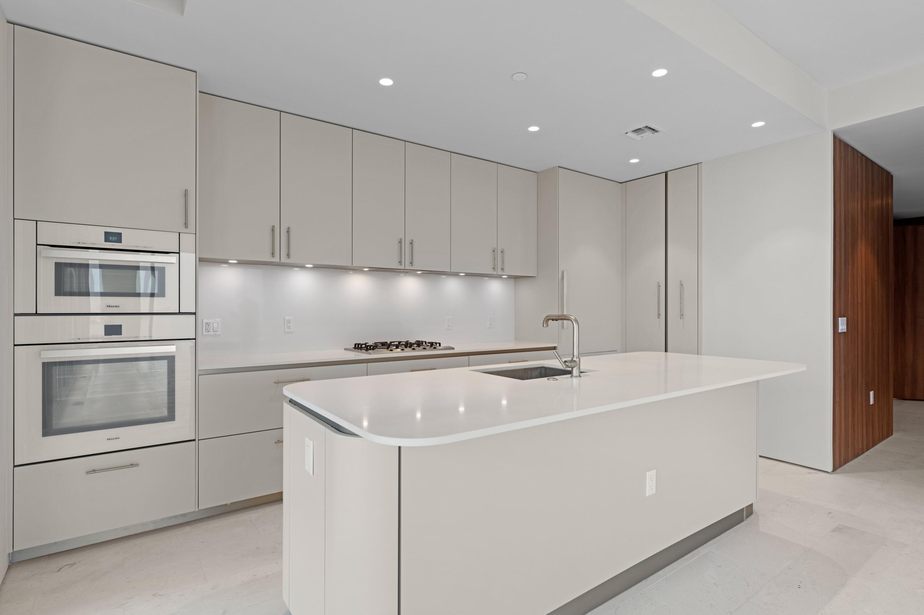 La Clara - Residential