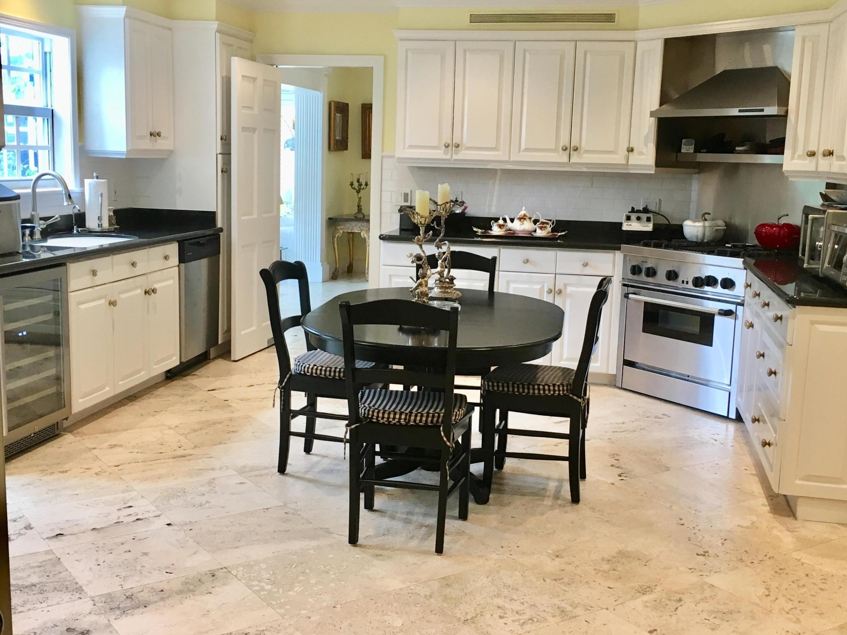 BOULEVARD ESTATES - Residential