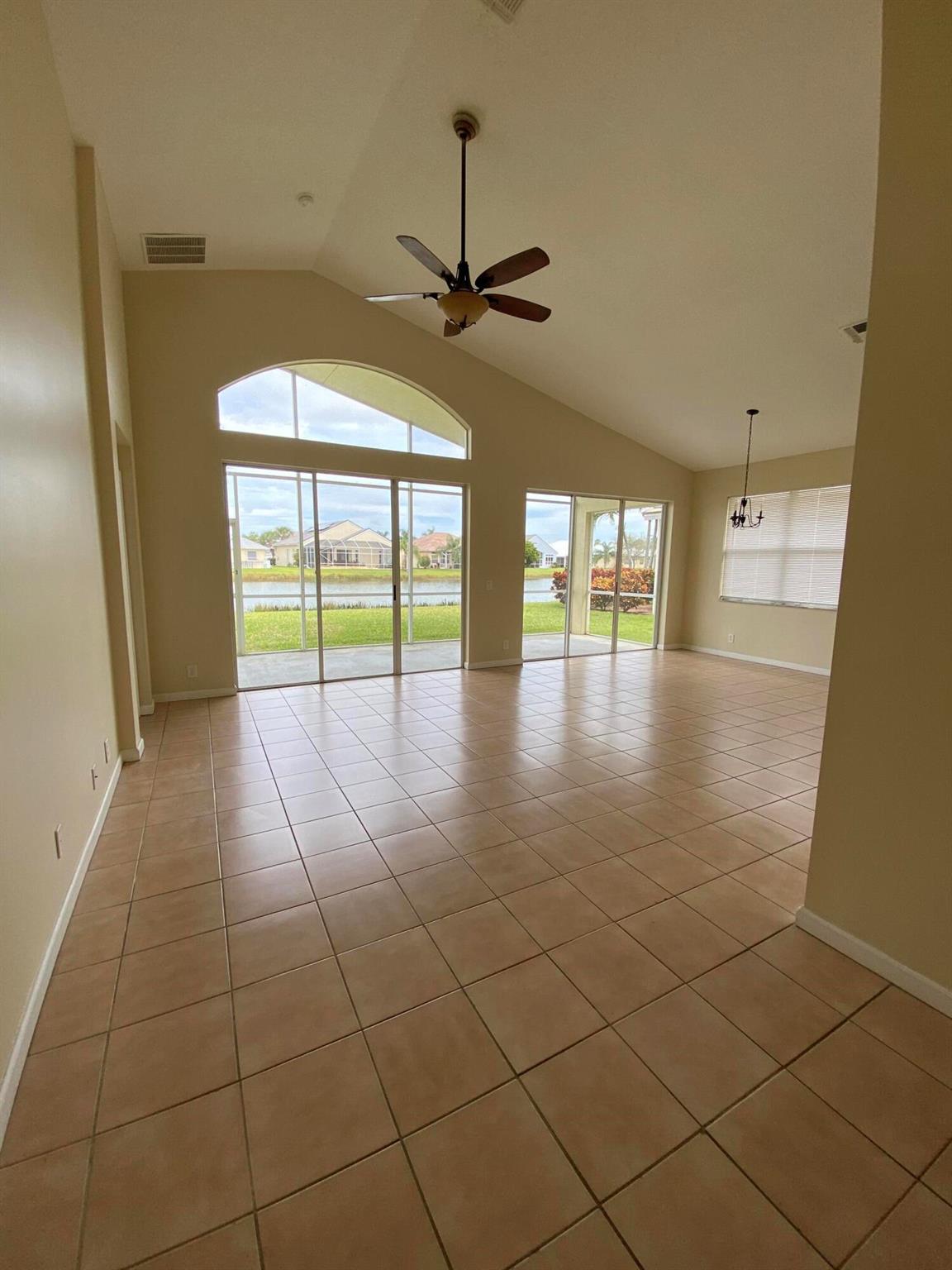 Magnolia Lakes - Residential