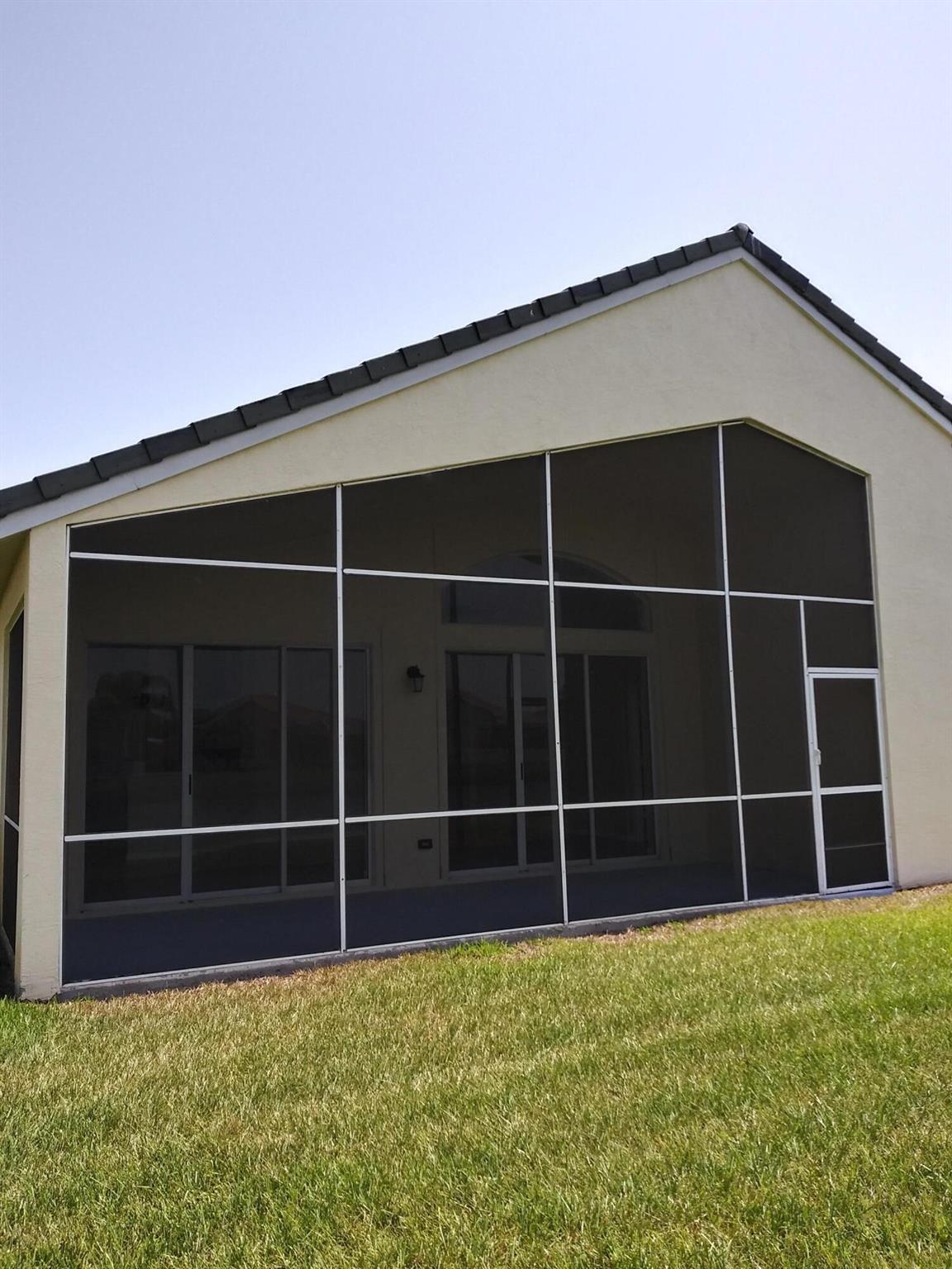 Magnolia Lakes - Residential