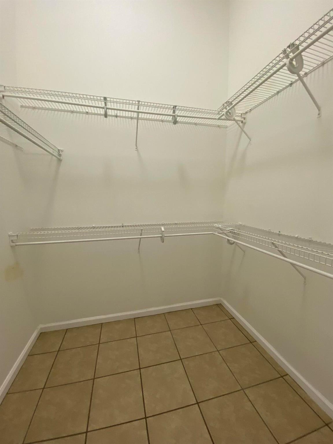 Magnolia Lakes - Residential