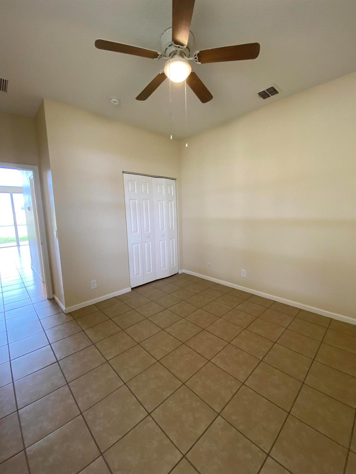 Magnolia Lakes - Residential