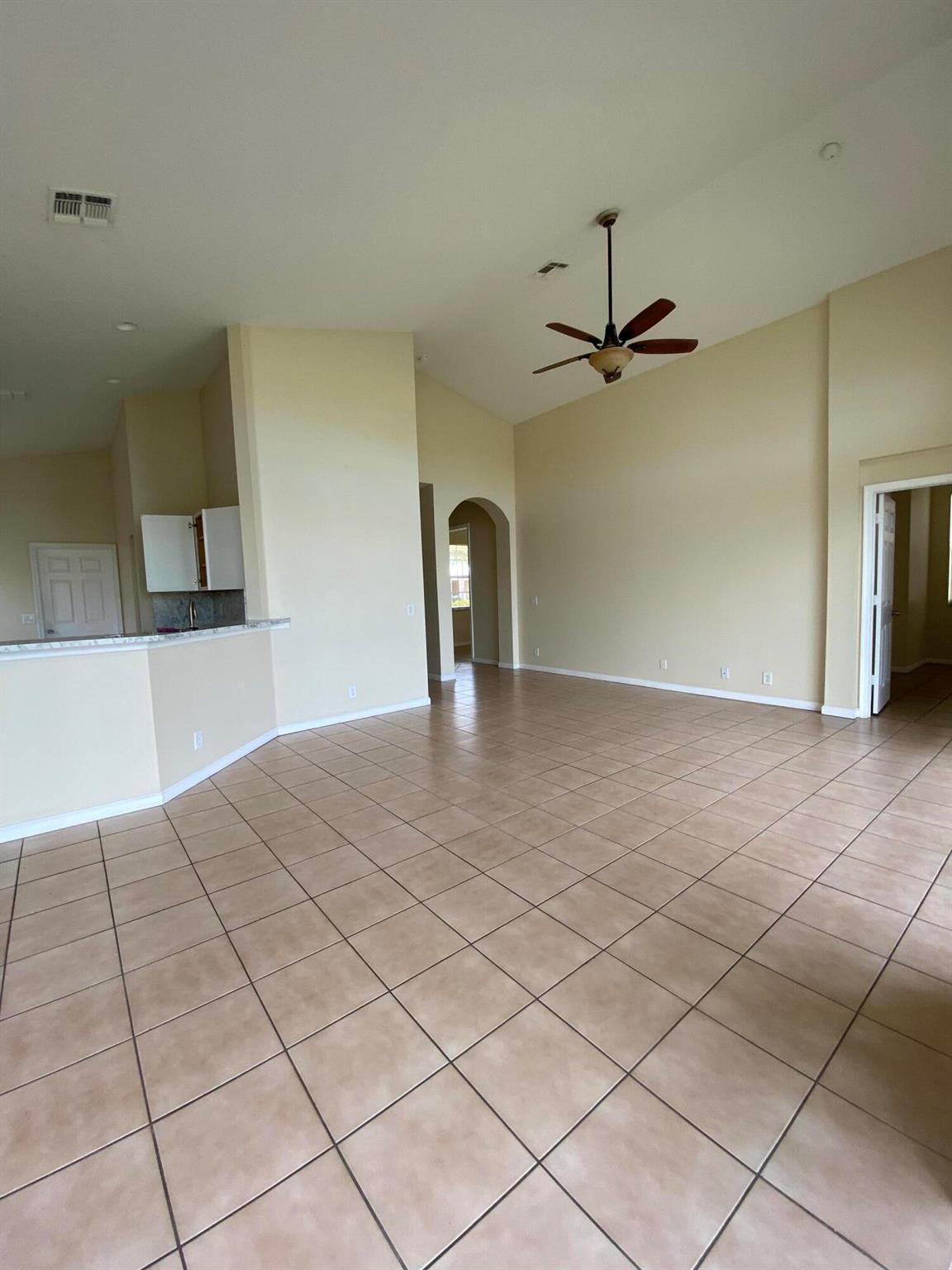 Magnolia Lakes - Residential