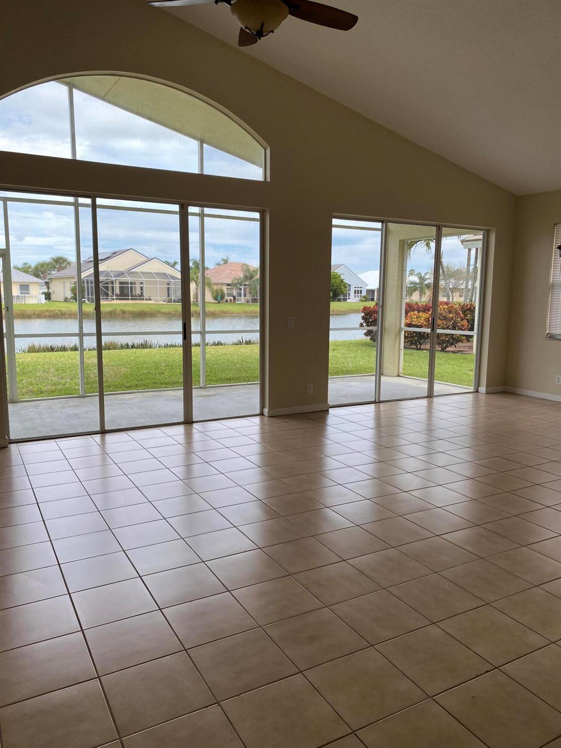 Magnolia Lakes - Residential