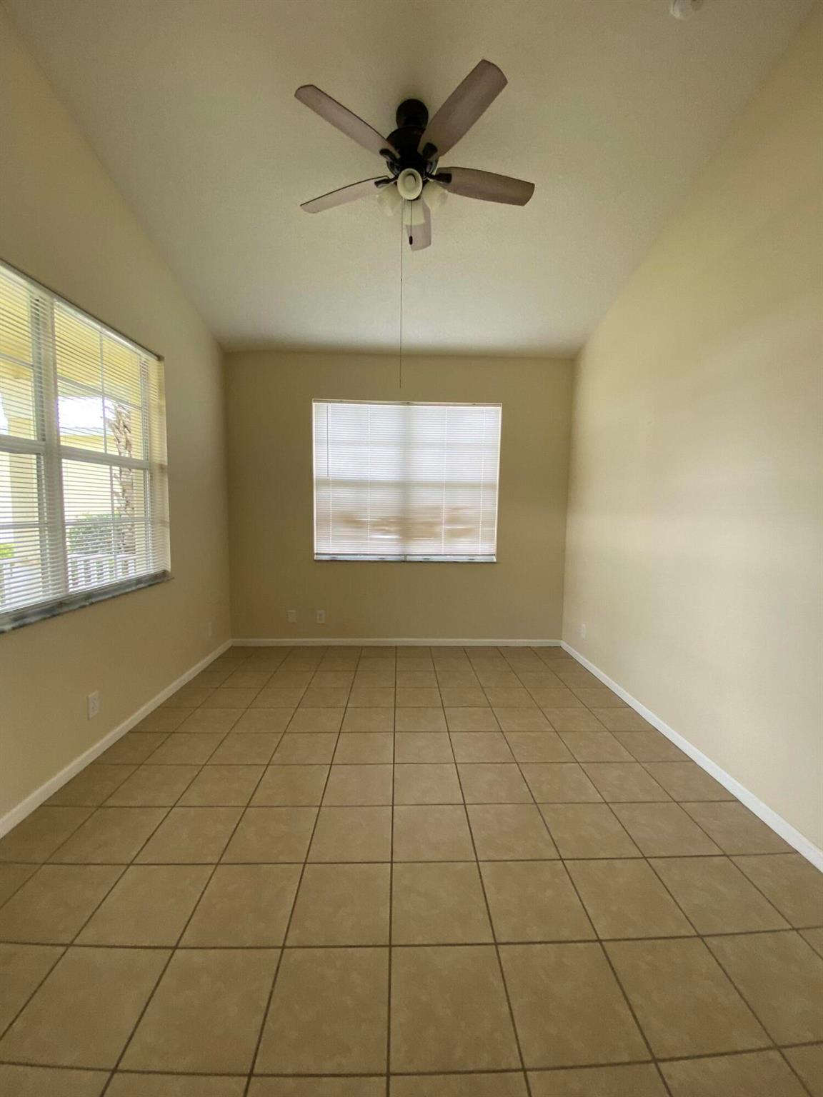 Magnolia Lakes - Residential