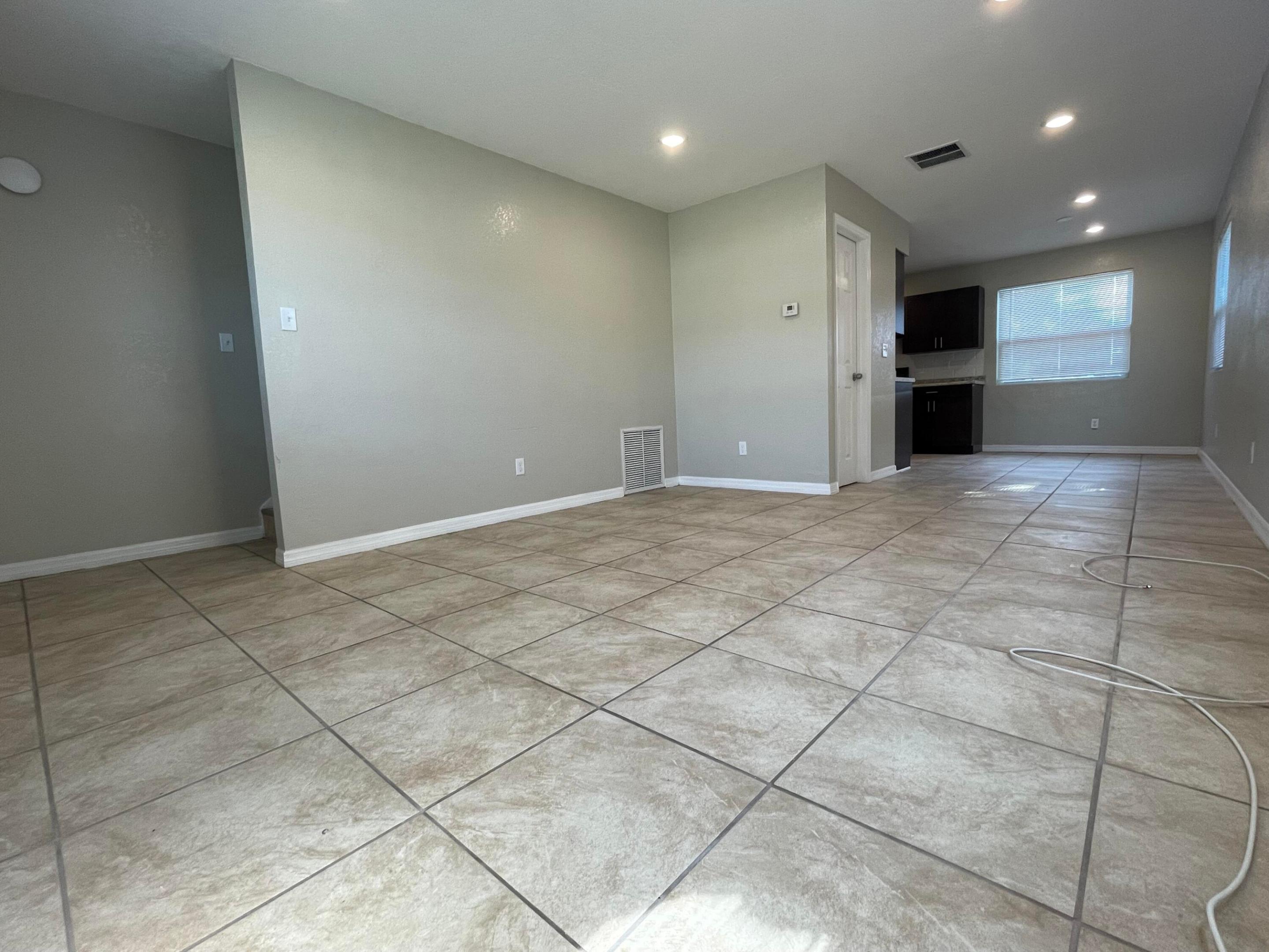 2880 Harson Way