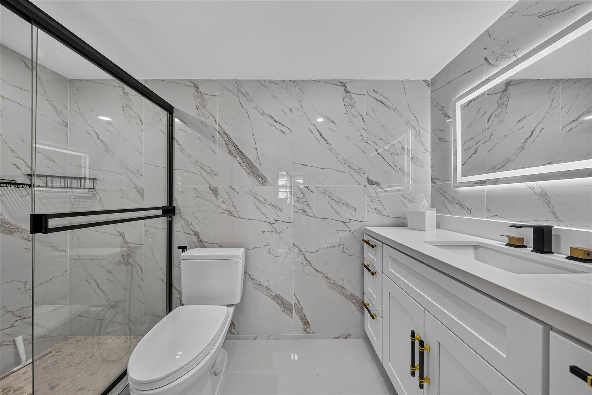 EAST POINT TOWERS CONDO - Residential