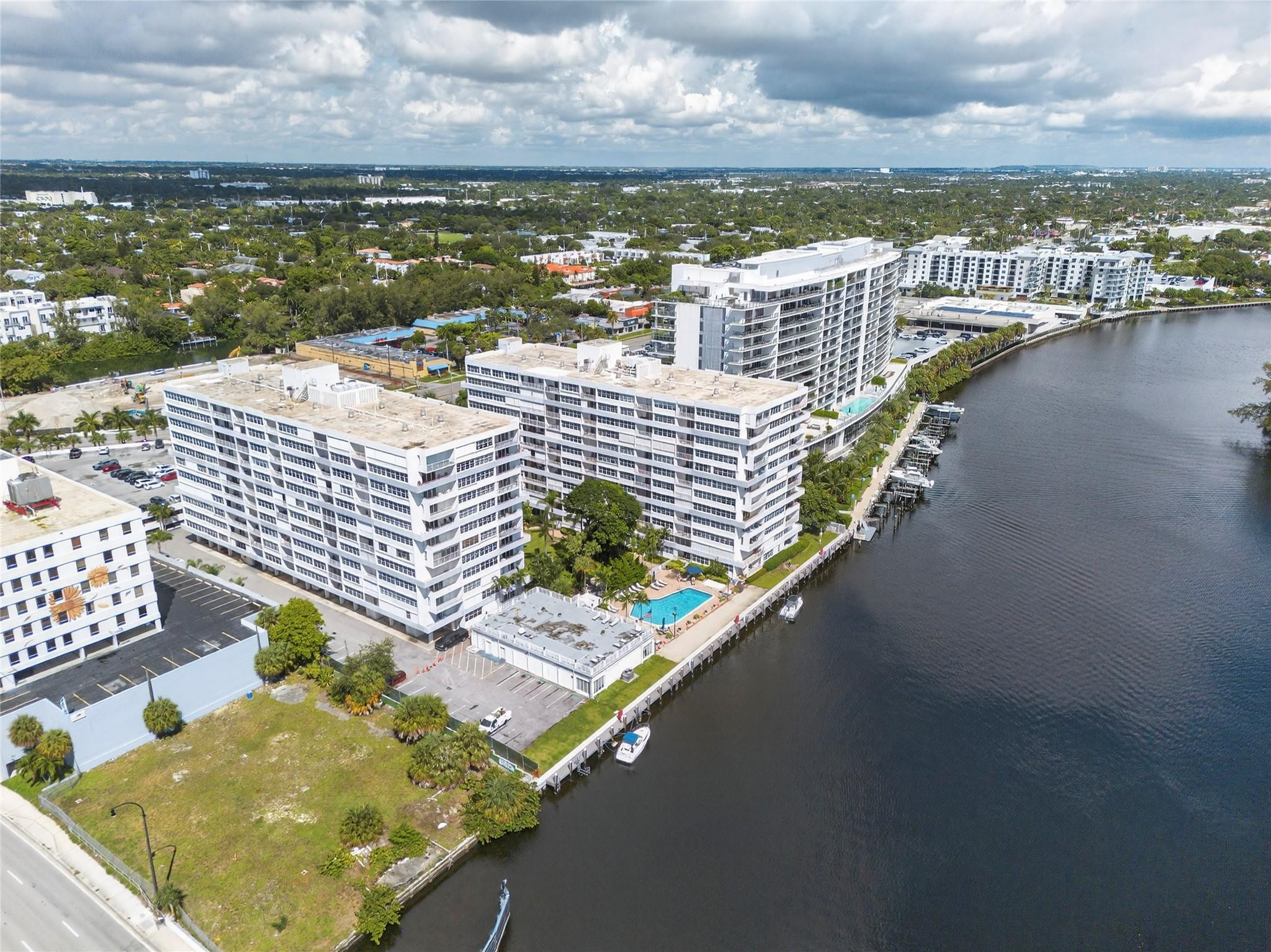 EAST POINT TOWERS CONDO - Residential