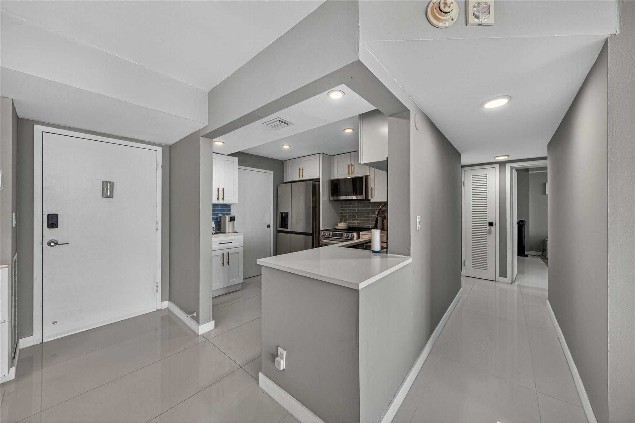 EAST POINT TOWERS CONDO - Residential