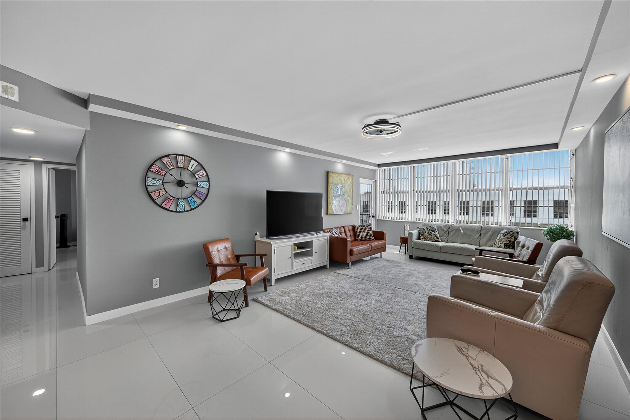 EAST POINT TOWERS CONDO - Residential