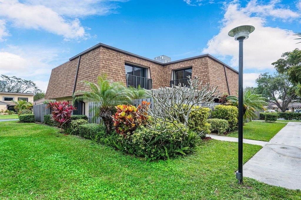 Photo of 3134 SW 20th Terrace #11d, Delray Beach, FL 33445 (MLS # R10776082)